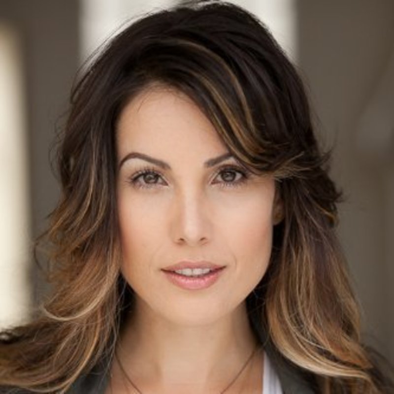 Carly Pope bilder, biografi och filmografi MovieZine