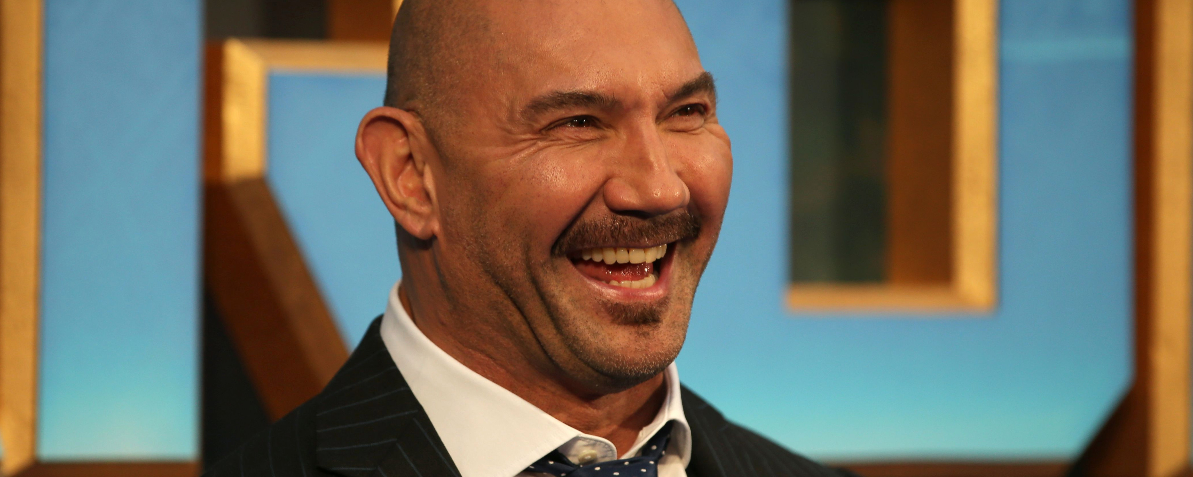 Dave Bautista medverkar i ”Knives Out 2” MovieZine